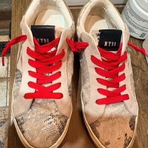 Steve Madden Beige and Red Sneakers